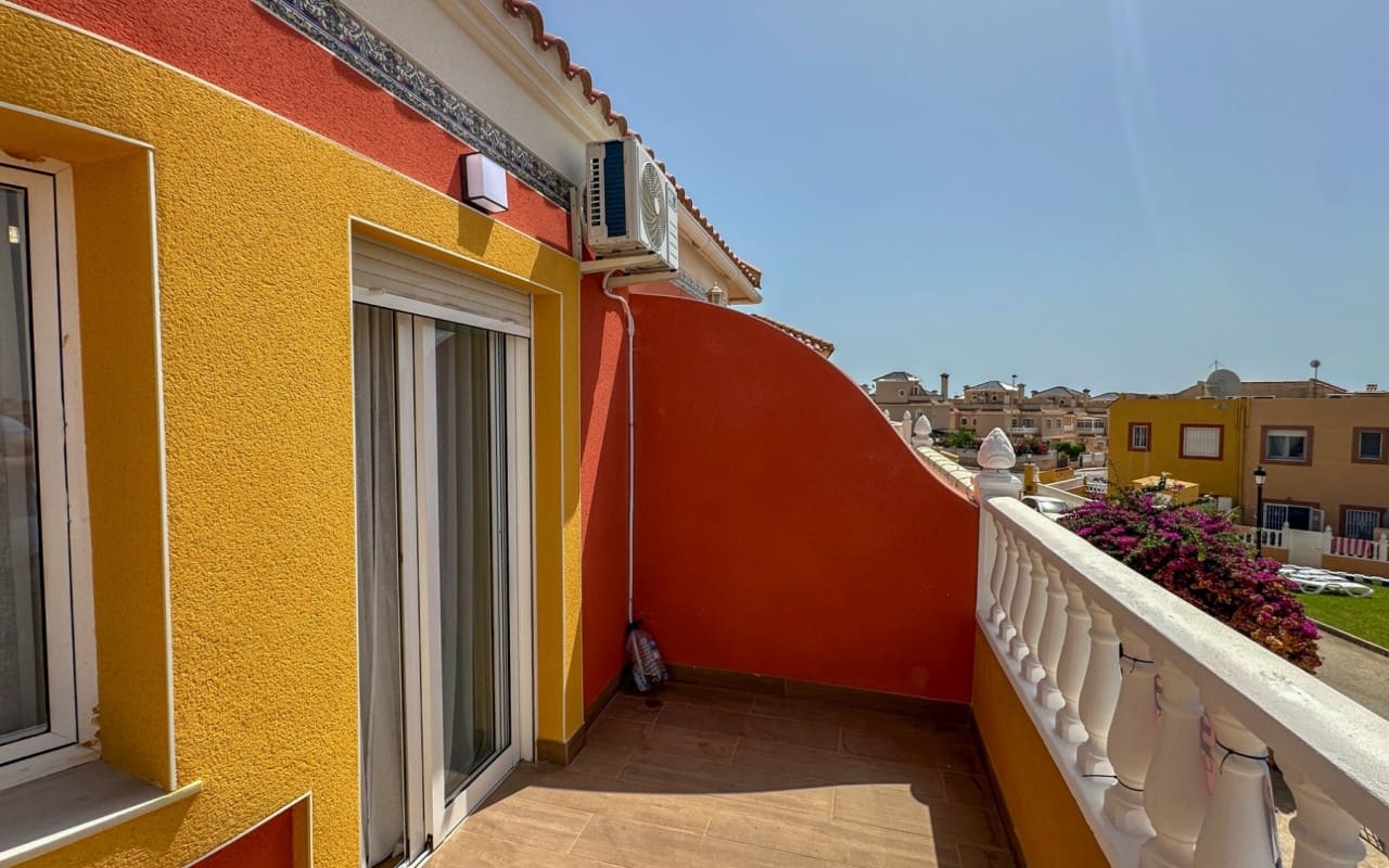 2 bedroom Townhouse for sale in La Regia with pool - € 255,000 (Ref: 9973622)