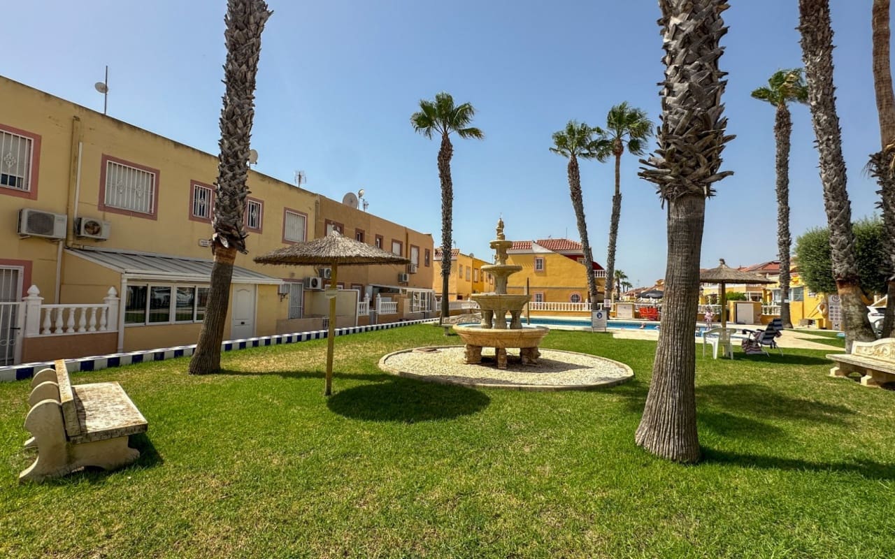2 bedroom Townhouse for sale in La Regia with pool - € 255,000 (Ref: 9973622)