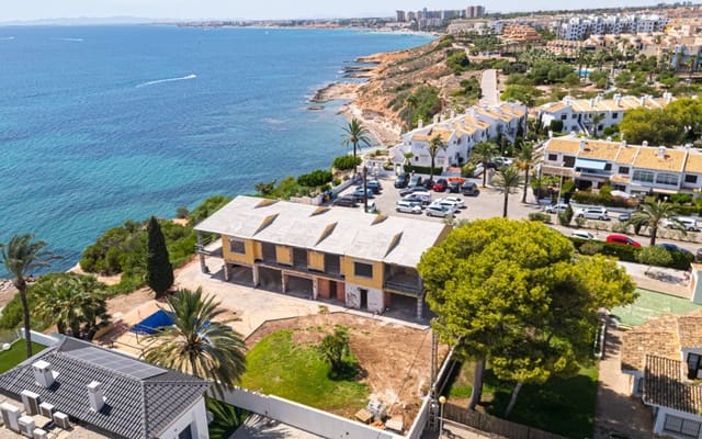 5 slaapkamer Villa te koop in Cabo Roig, Orihuela met zwembad - € 2.400.000 (Ref: 9973624)