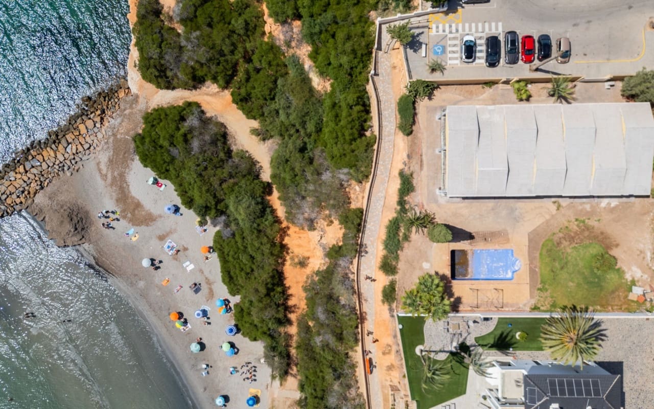 5 bedroom Villa for sale in Cabo Roig with pool - € 2,400,000 (Ref: 9973624)