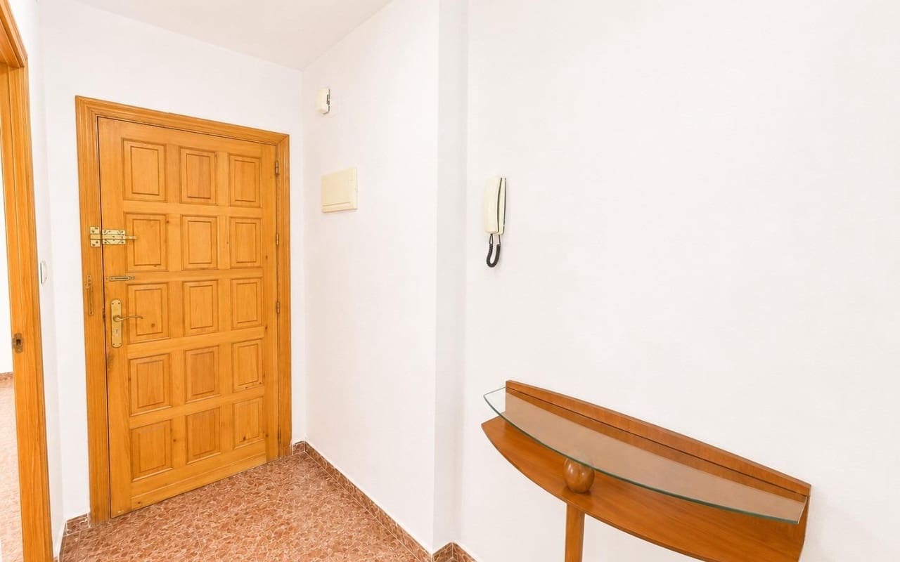 3 Zimmer Apartment zu verkaufen in Torrevieja - 127.000 € (Ref: 9973625)