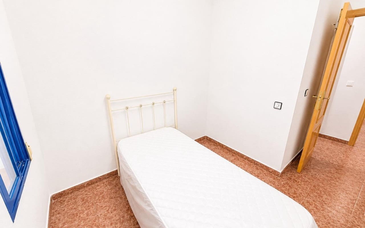 3 Zimmer Apartment zu verkaufen in Torrevieja - 127.000 € (Ref: 9973625)