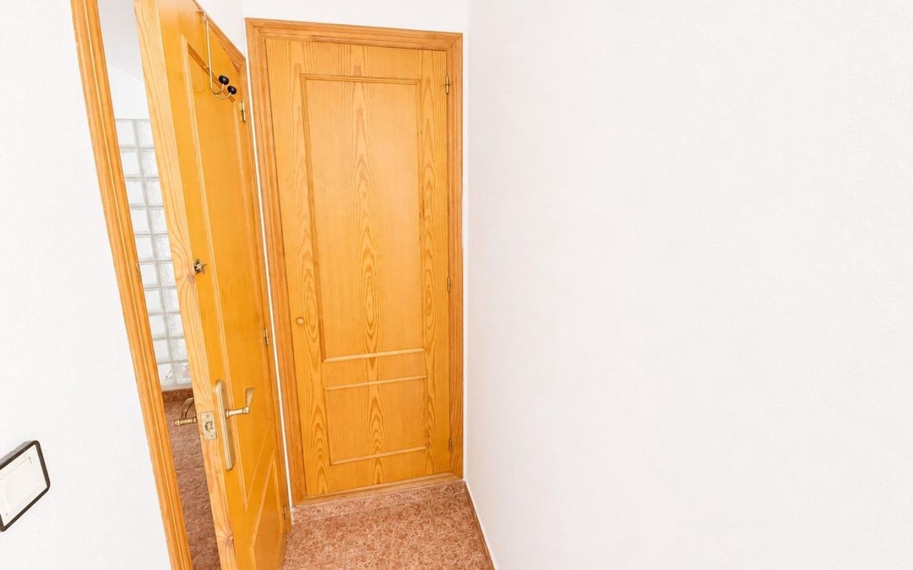 3 Zimmer Apartment zu verkaufen in Torrevieja - 127.000 € (Ref: 9973625)