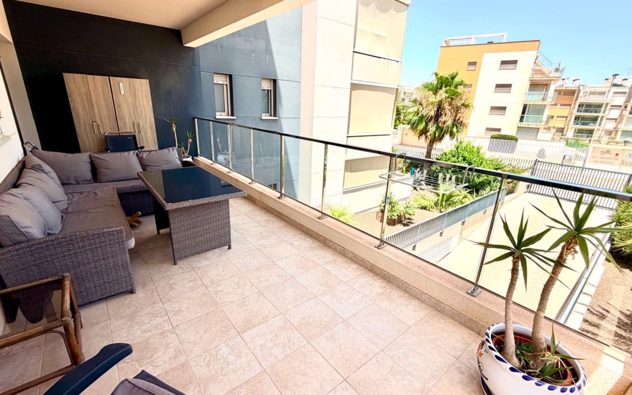 2 soveværelse Lejlighed til salg i La Zenia med swimmingpool garage - € 269.900 (Ref: 9973626)