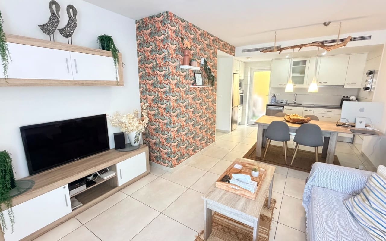 2 slaapkamer Appartement te koop in Aguas Nuevas met zwembad - € 235.000 (Ref: 9973627)