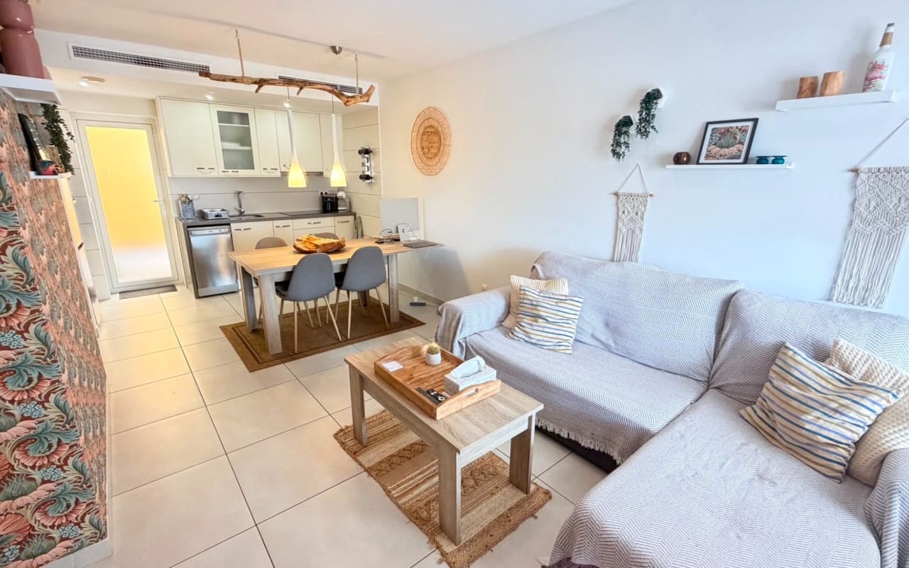 2 slaapkamer Appartement te koop in Aguas Nuevas met zwembad - € 235.000 (Ref: 9973627)