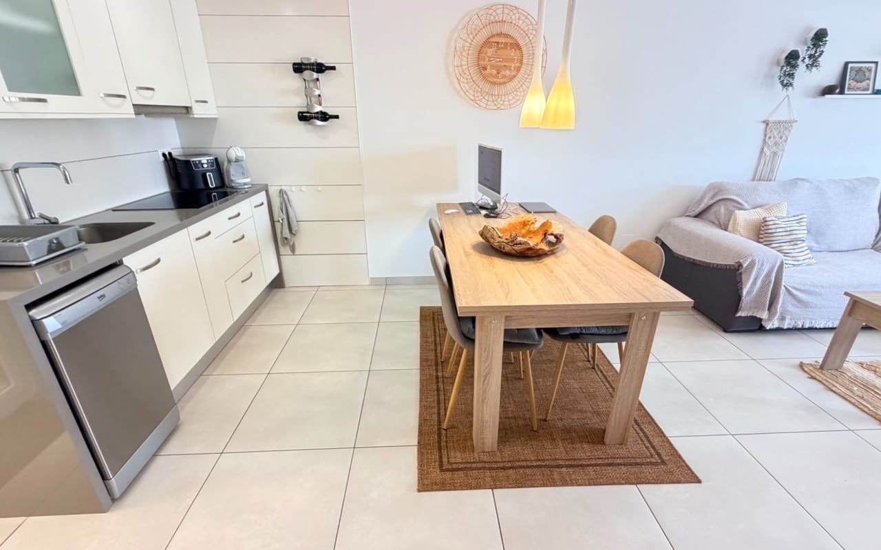2 slaapkamer Appartement te koop in Aguas Nuevas met zwembad - € 235.000 (Ref: 9973627)