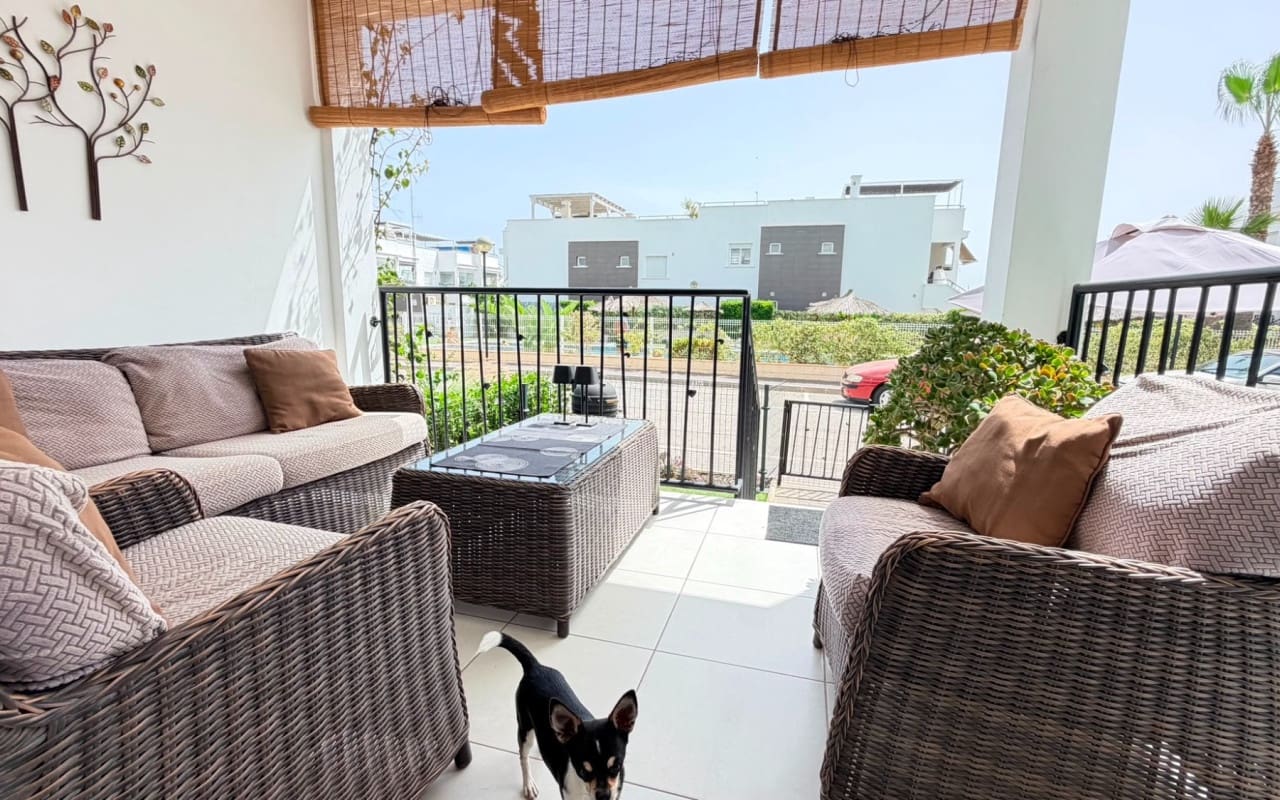 2 slaapkamer Appartement te koop in Aguas Nuevas met zwembad - € 235.000 (Ref: 9973627)