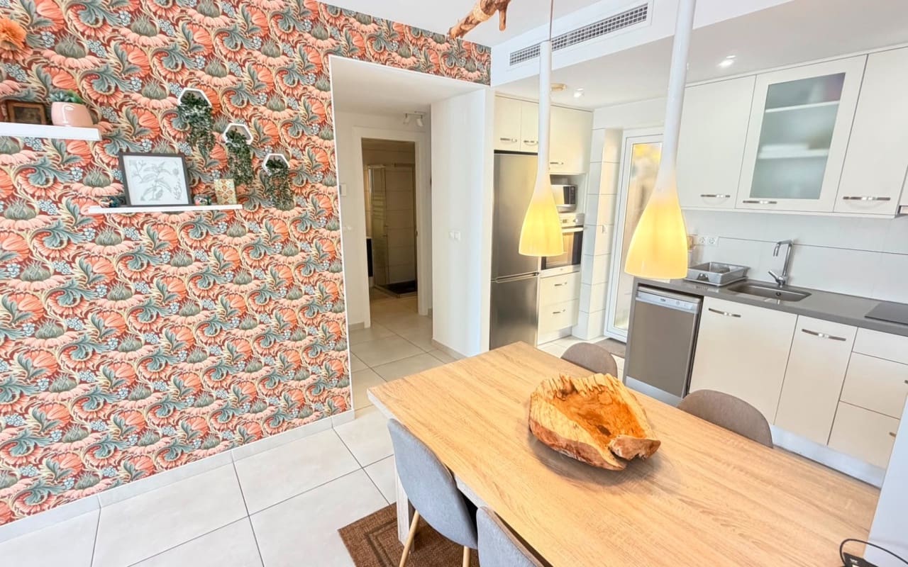 2 slaapkamer Appartement te koop in Aguas Nuevas met zwembad - € 235.000 (Ref: 9973627)
