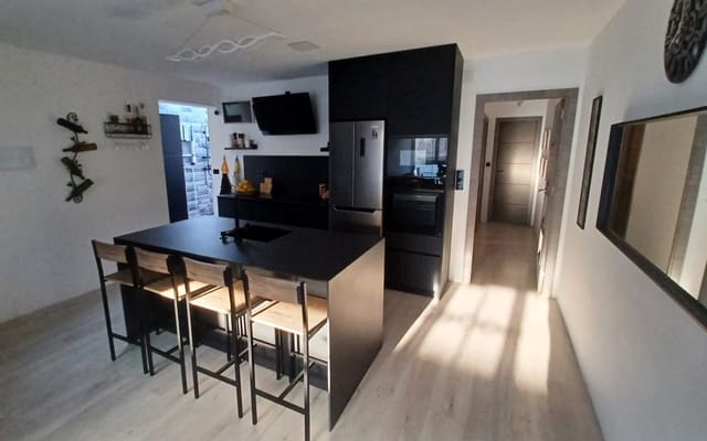 3 slaapkamer Strandappartement te koop in Torre de la Horadada, Pilar de la Horadada - € 268.000 (Ref: 9973631)