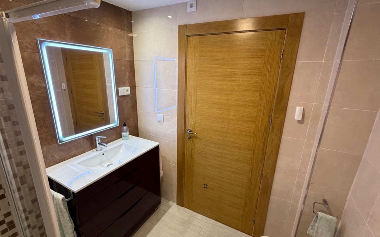 3 bedroom Beach Apartment for sale in Torrevieja - € 329,000 (Ref: 9973632)