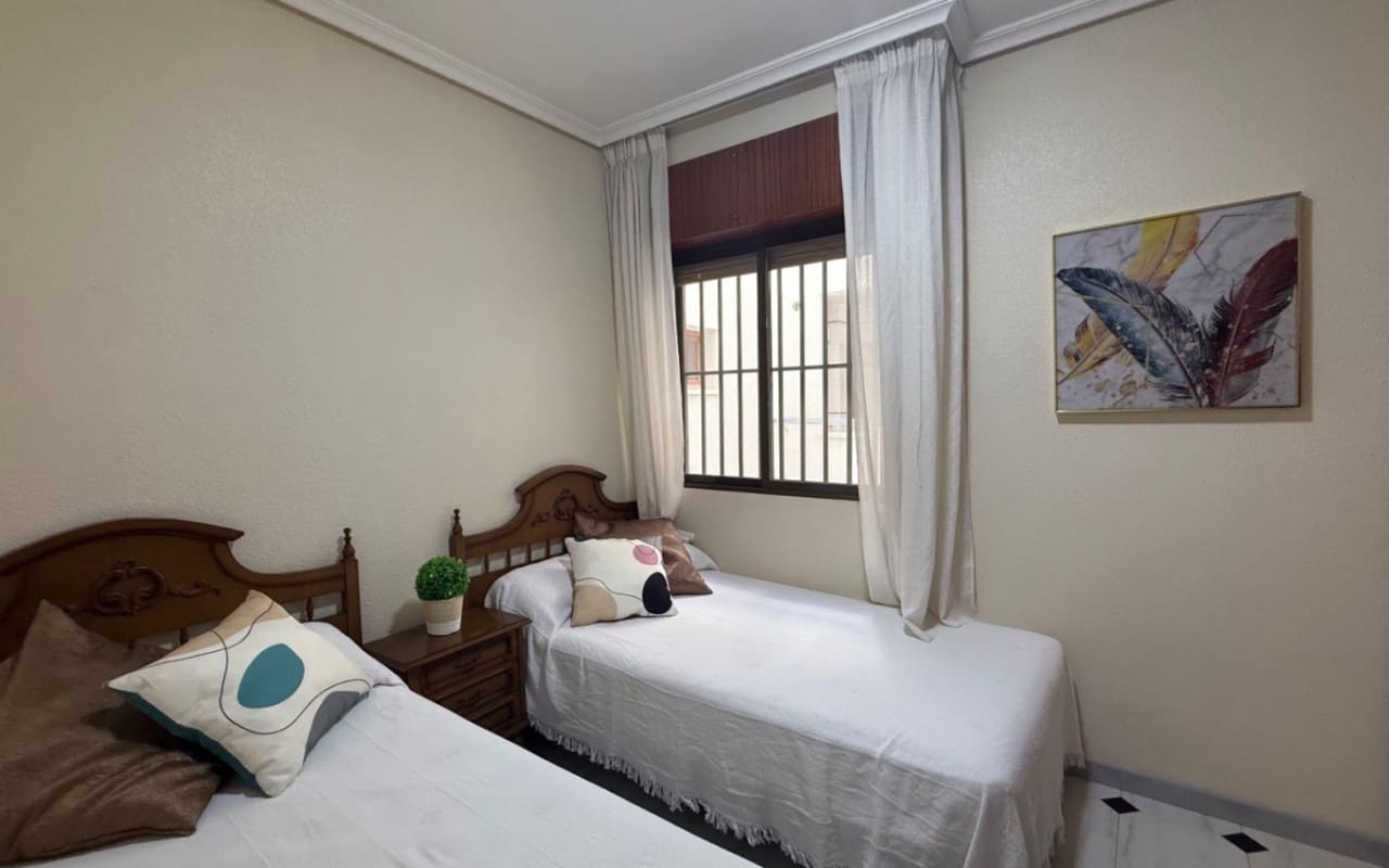 3 Zimmer Strandapartment zu verkaufen in Torrevieja - 324.000 € (Ref: 9973633)