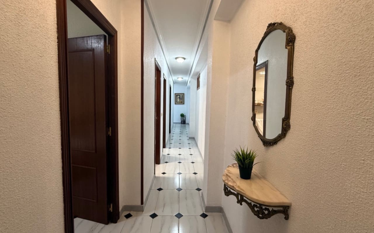 3 Zimmer Strandapartment zu verkaufen in Torrevieja - 324.000 € (Ref: 9973633)