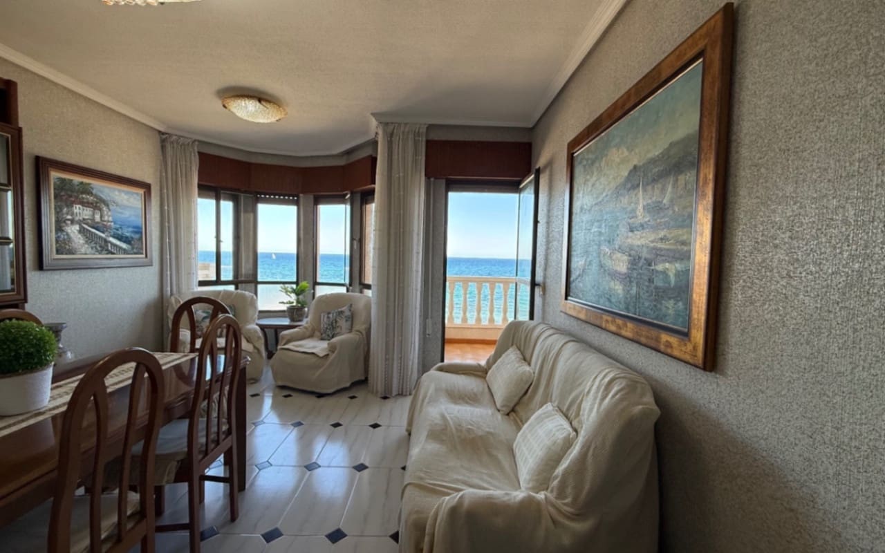 3 Zimmer Strandapartment zu verkaufen in Torrevieja - 324.000 € (Ref: 9973633)