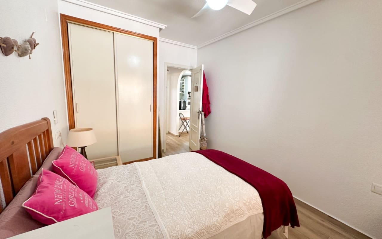 2 soverom Leilighet til salgs i Torrevieja - € 227 000 (Ref: 9973634)