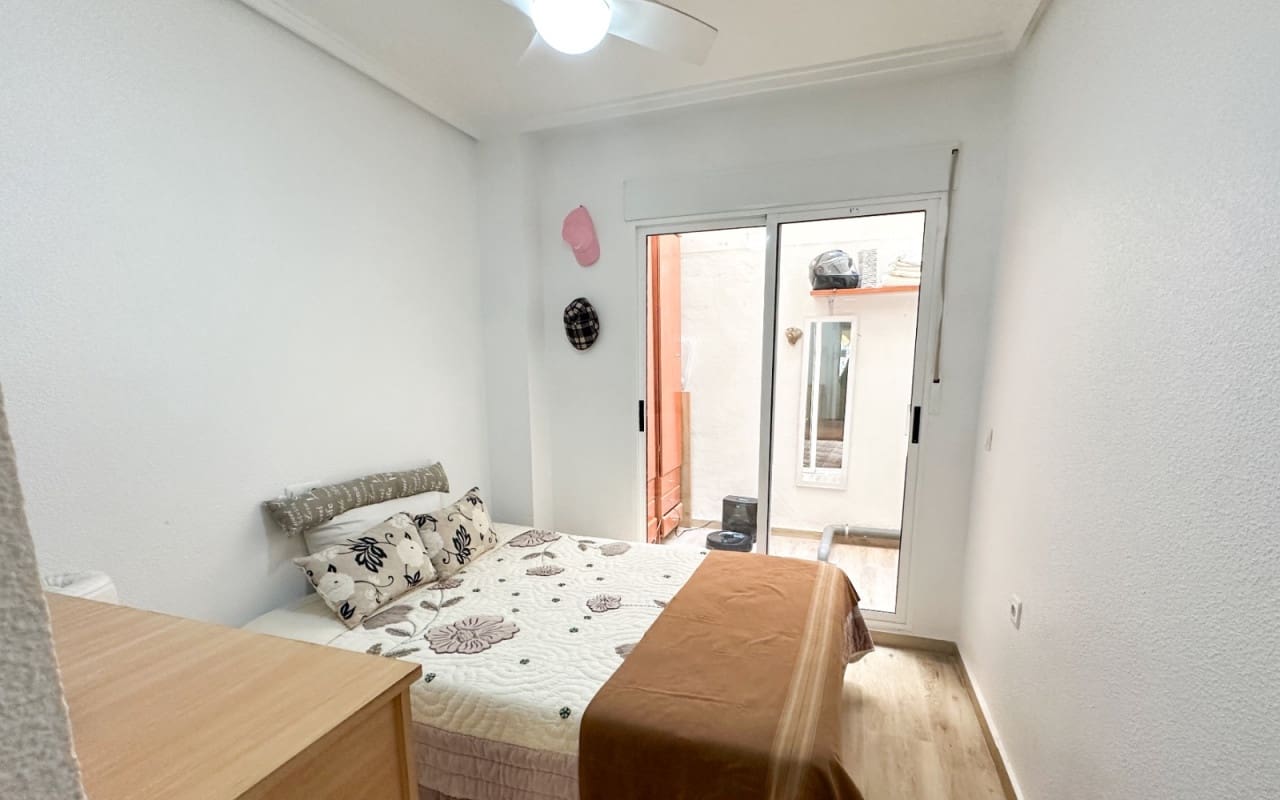 2 soverom Leilighet til salgs i Torrevieja - € 227 000 (Ref: 9973634)