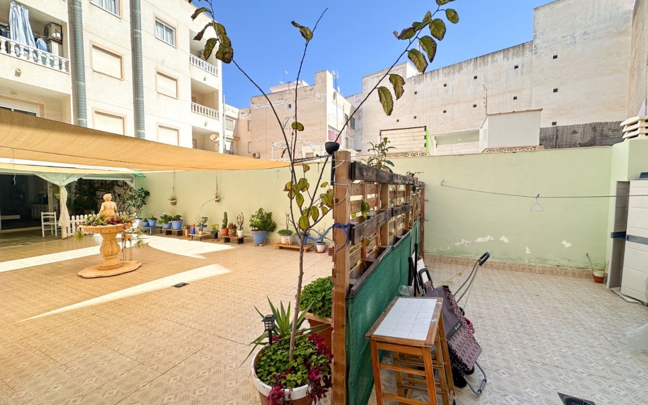 2 soverom Leilighet til salgs i Torrevieja - € 227 000 (Ref: 9973634)