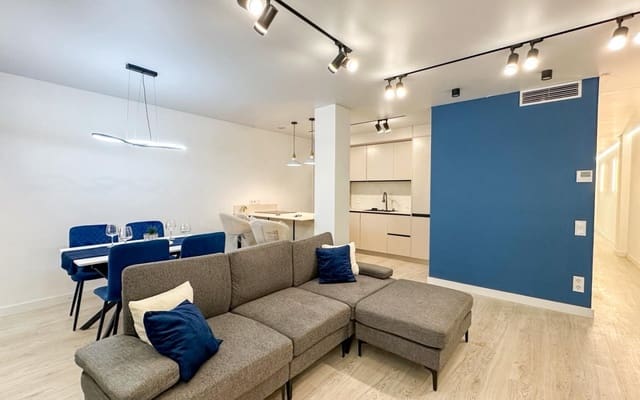 Apartamento Playa de 2 habitaciones en Playa de los Náufragos, Torrevieja en venta - 249.900 € (Ref: 9973635)