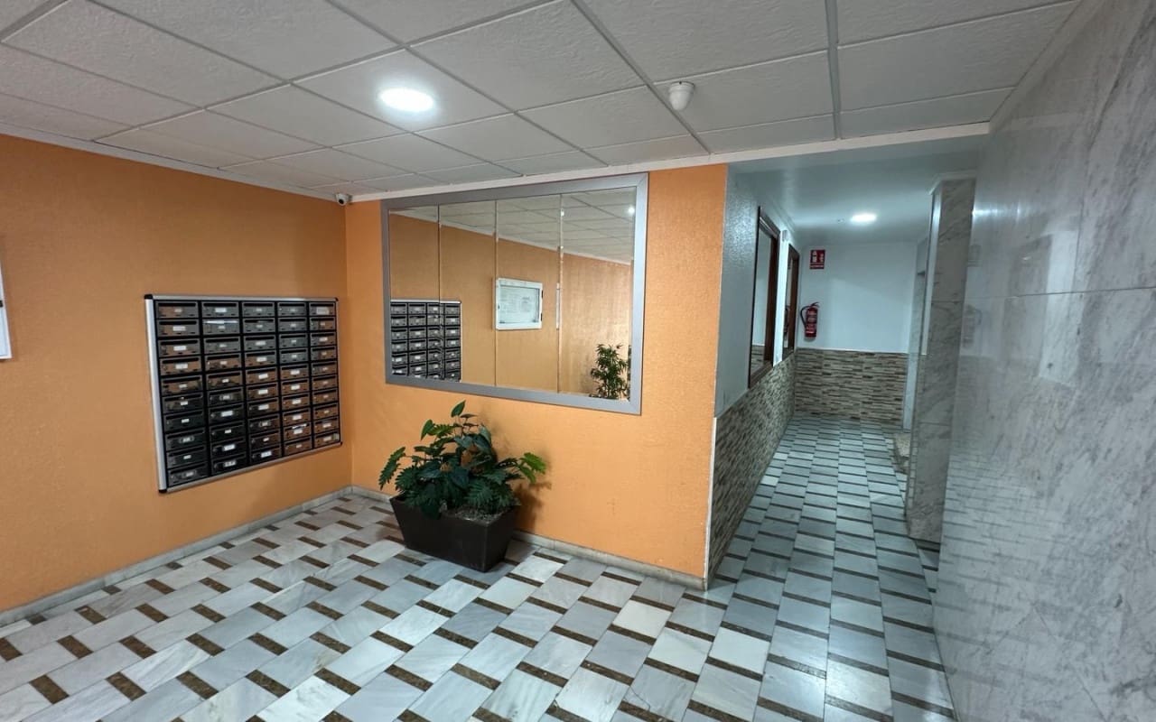 2 soveværelse Strandlejlighed til salg i Torrevieja - € 254.000 (Ref: 9973635)