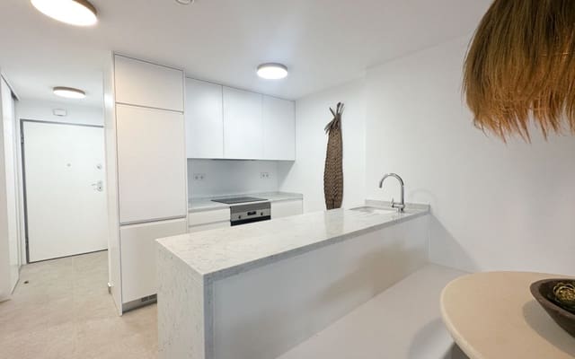 2 soveværelse Lejlighed til salg i Playa Flamenca, Orihuela med swimmingpool - € 379.000 (Ref: 9973636)