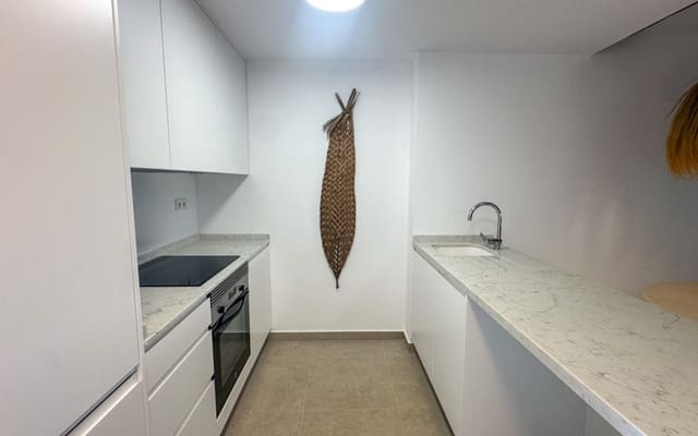 2 soveværelse Lejlighed til salg i Playa Flamenca, Orihuela med swimmingpool - € 379.000 (Ref: 9973636)