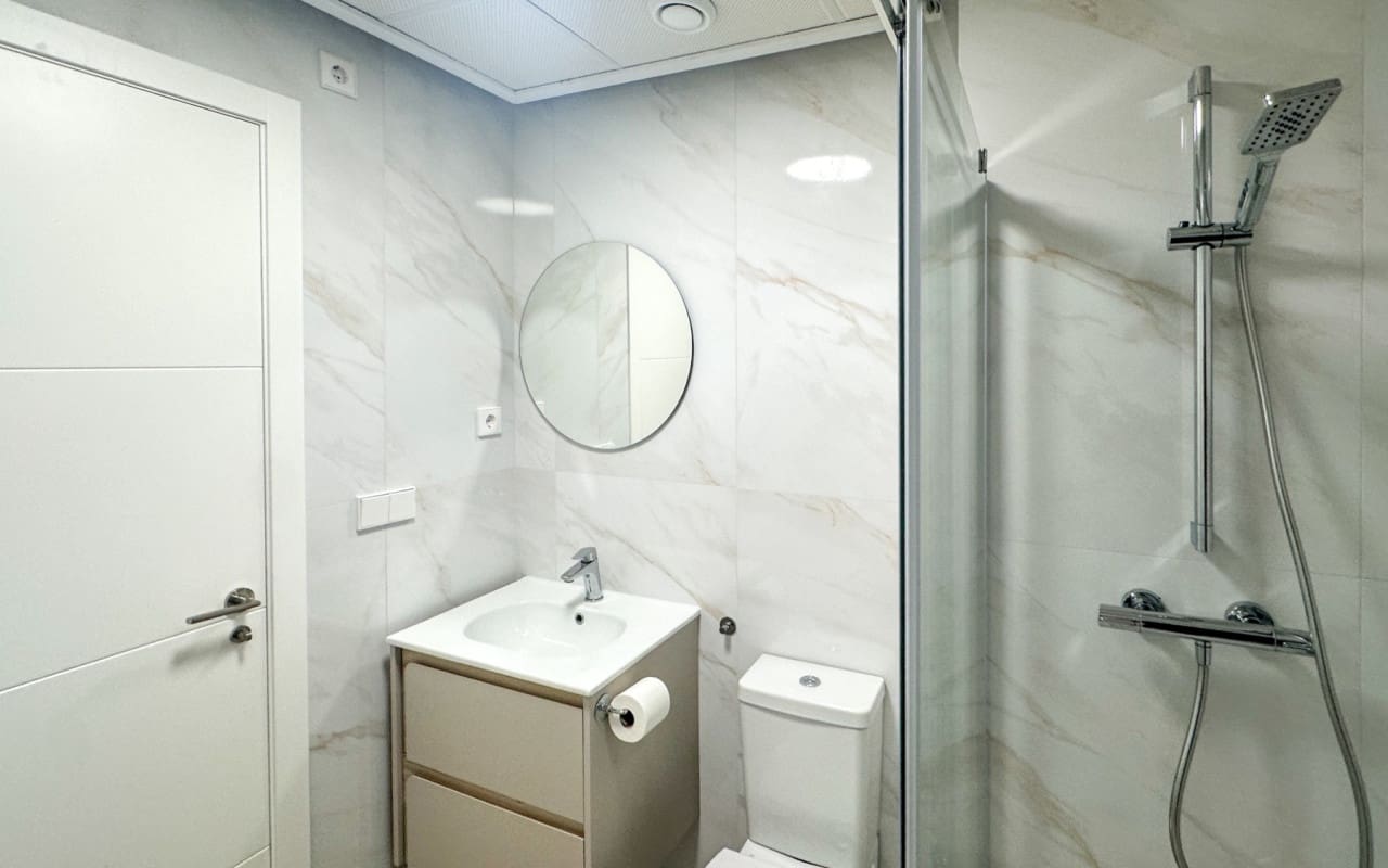 2 soveværelse Lejlighed til salg i Playa Flamenca med swimmingpool - € 379.000 (Ref: 9973636)