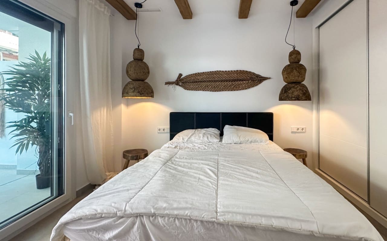 2 soveværelse Lejlighed til salg i Playa Flamenca med swimmingpool - € 379.000 (Ref: 9973636)