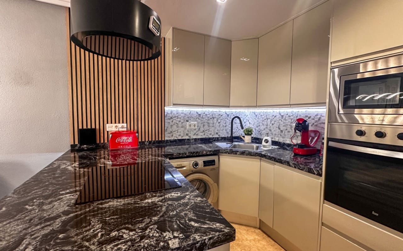 3 camera da letto Appartamento in vendita in Torrevieja con piscina - 194.900 € (Rif: 9973637)