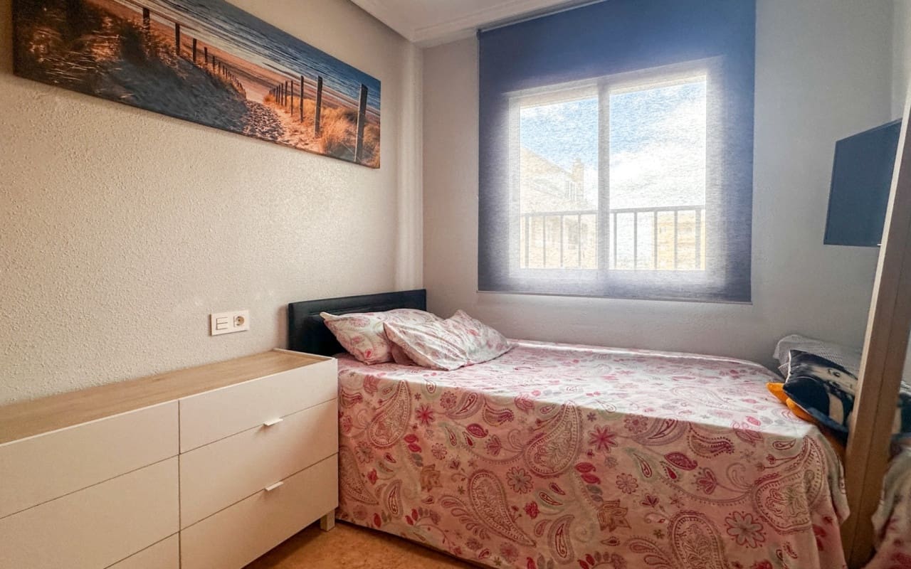 3 camera da letto Appartamento in vendita in Torrevieja con piscina - 194.900 € (Rif: 9973637)