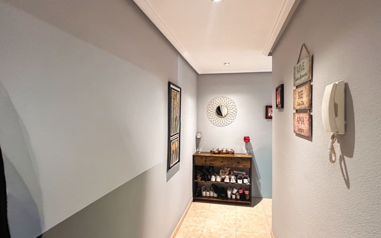 3 camera da letto Appartamento in vendita in Torrevieja con piscina - 194.900 € (Rif: 9973637)