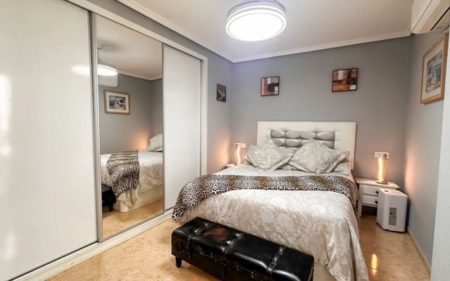 Apartamento de 3 habitaciones en El Molino, Torrevieja en venta con piscina - 194.900 € (Ref: 9973637)