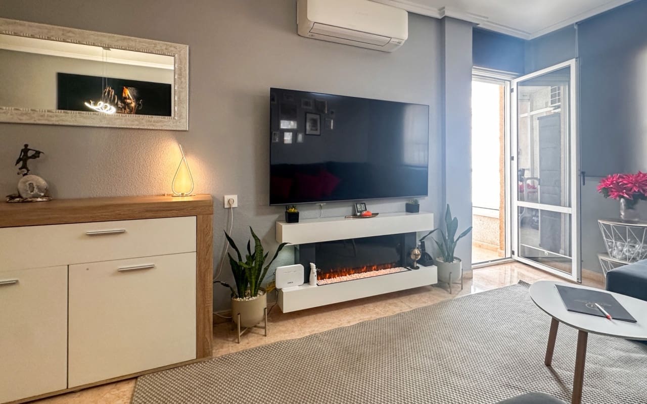 3 camera da letto Appartamento in vendita in Torrevieja con piscina - 194.900 € (Rif: 9973637)