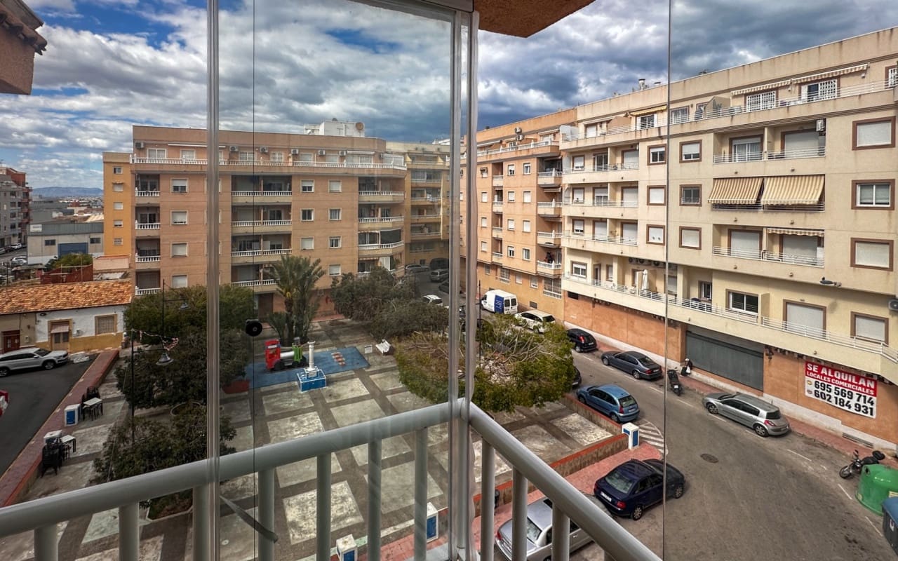 3 camera da letto Appartamento in vendita in Torrevieja con piscina - 194.900 € (Rif: 9973637)