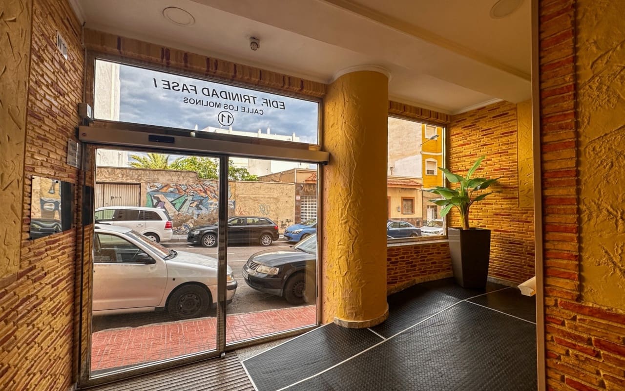 3 camera da letto Appartamento in vendita in Torrevieja con piscina - 194.900 € (Rif: 9973637)