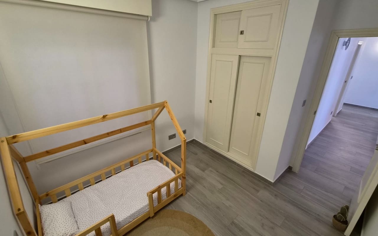 3 soveværelse Lejlighed til salg i Torrevieja - € 365.000 (Ref: 9973638)