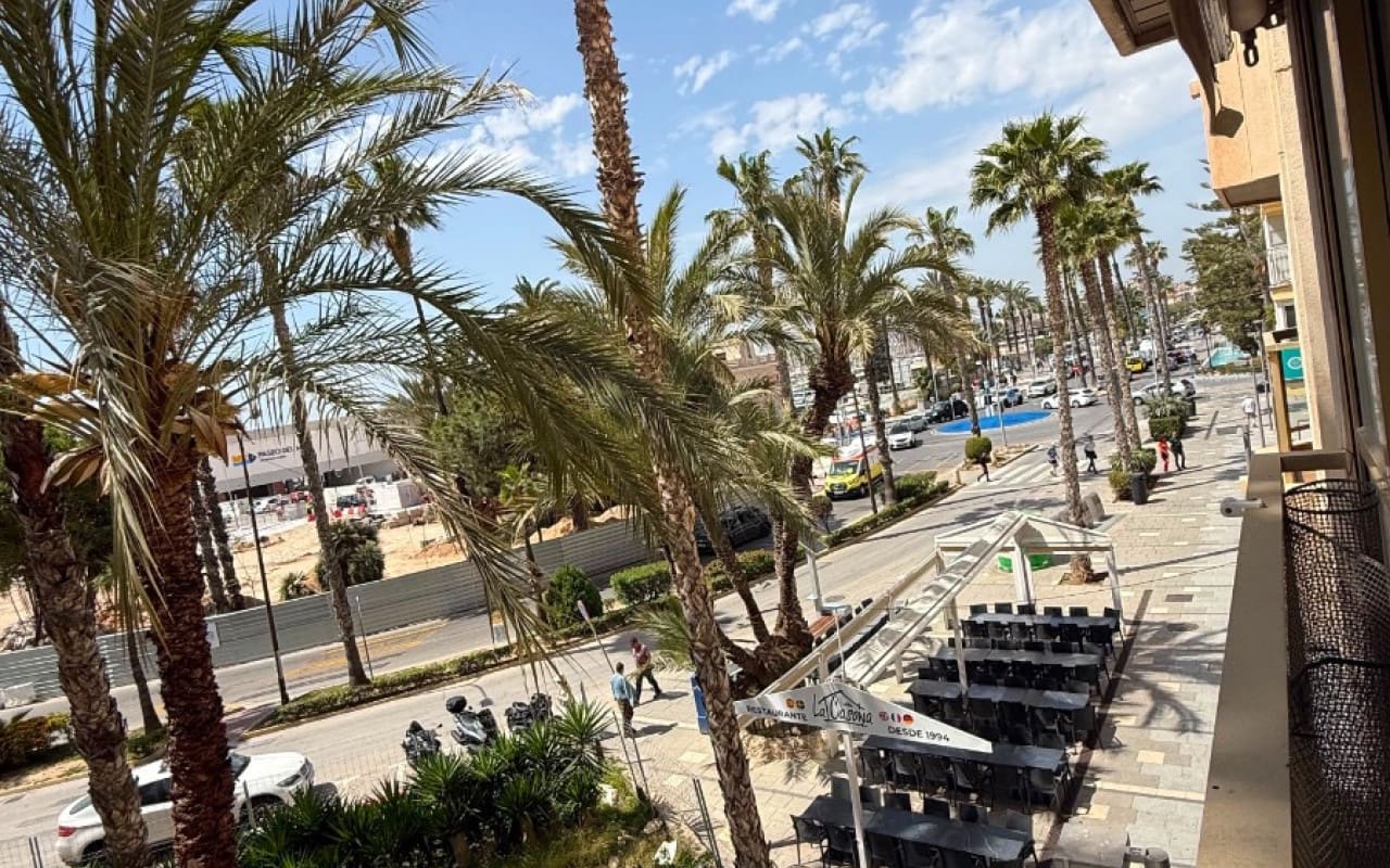 3 soveværelse Lejlighed til salg i Torrevieja - € 365.000 (Ref: 9973638)