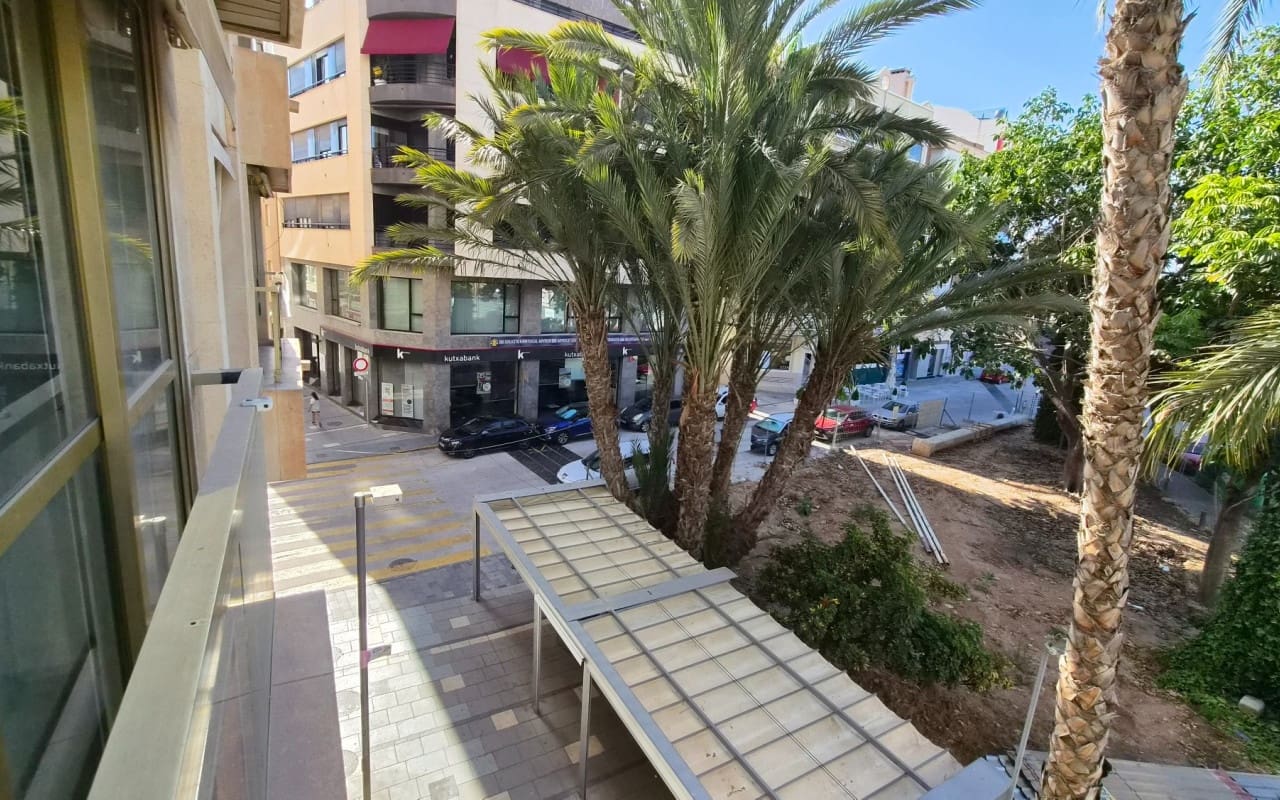 3 soveværelse Lejlighed til salg i Torrevieja - € 365.000 (Ref: 9973638)