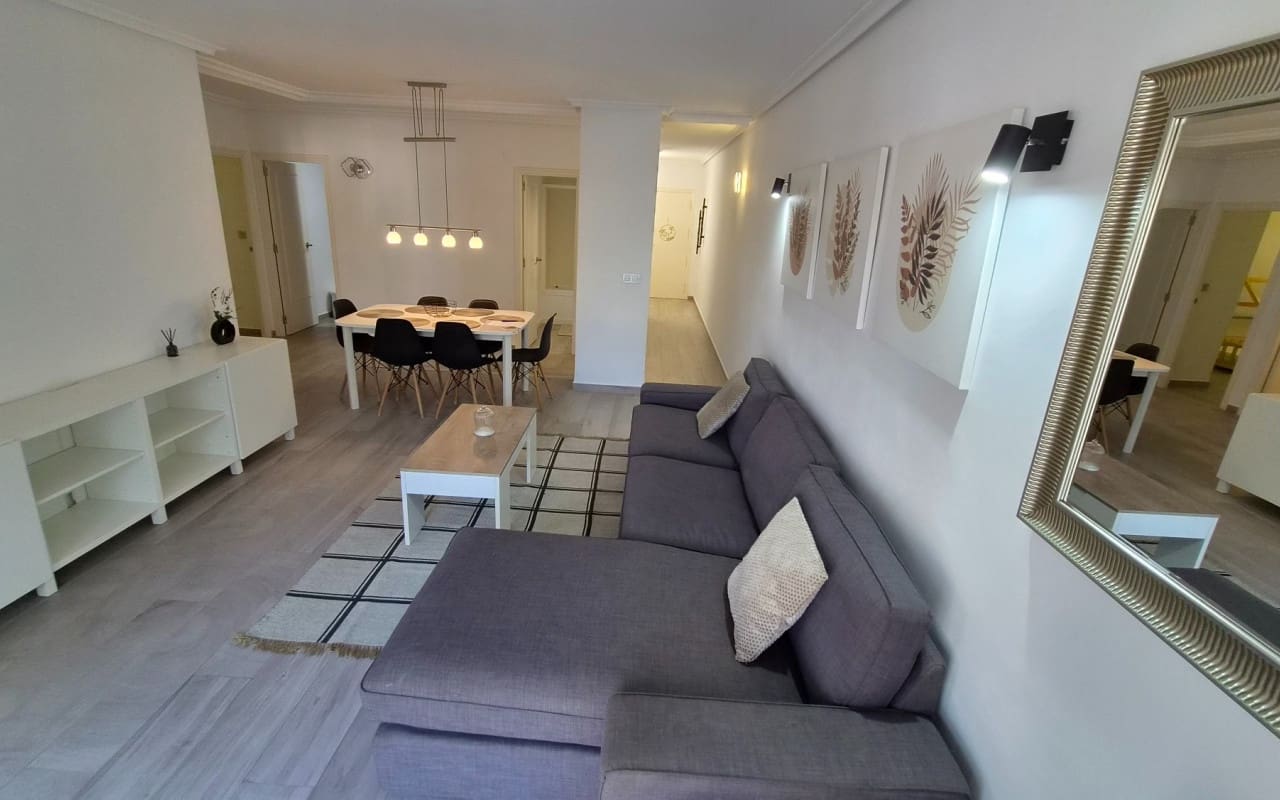 3 soveværelse Lejlighed til salg i Torrevieja - € 365.000 (Ref: 9973638)