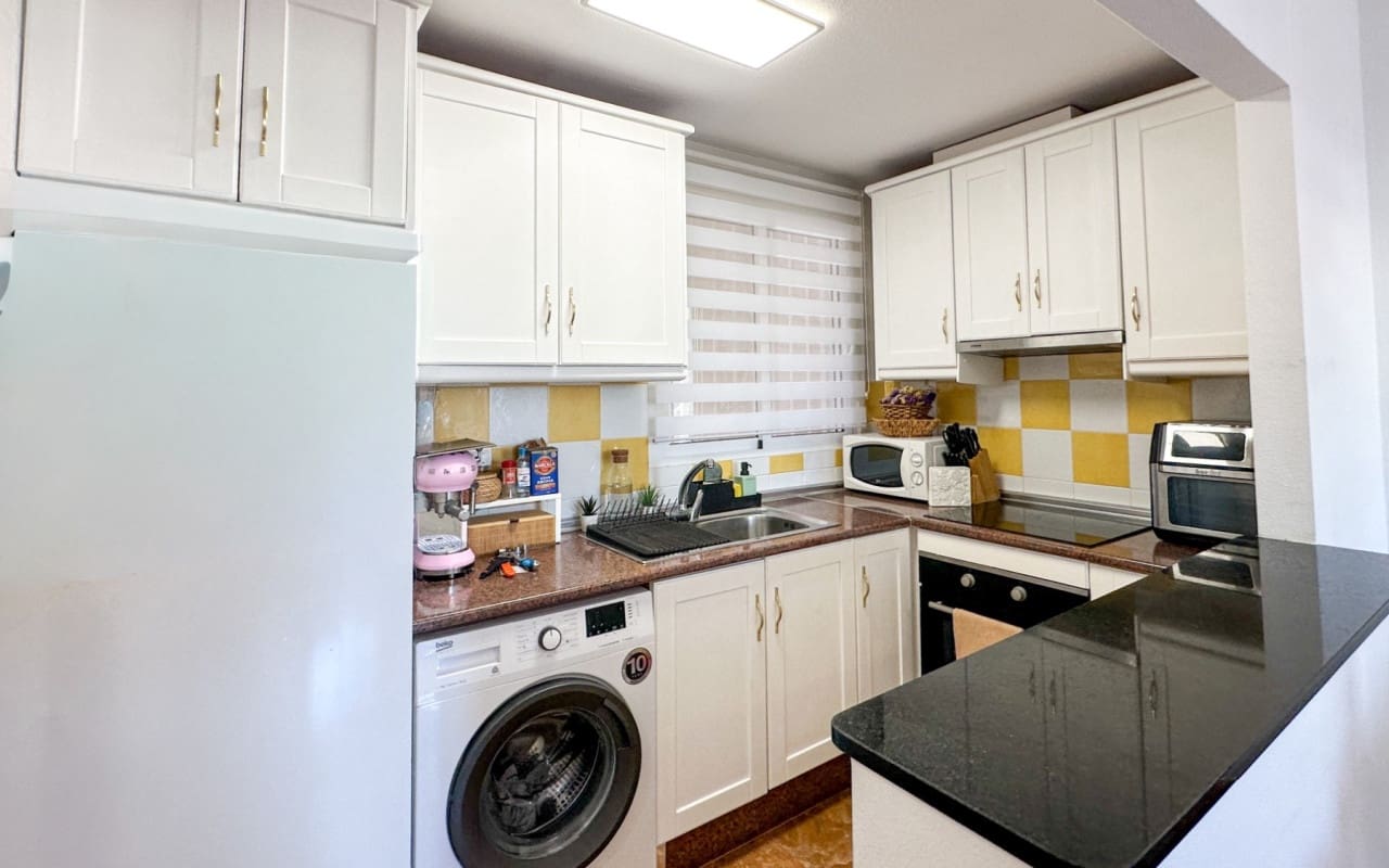 2 quarto Apartamento para venda em Guardamar del Segura com piscina garagem - 215 000 € (Ref: 9973639)