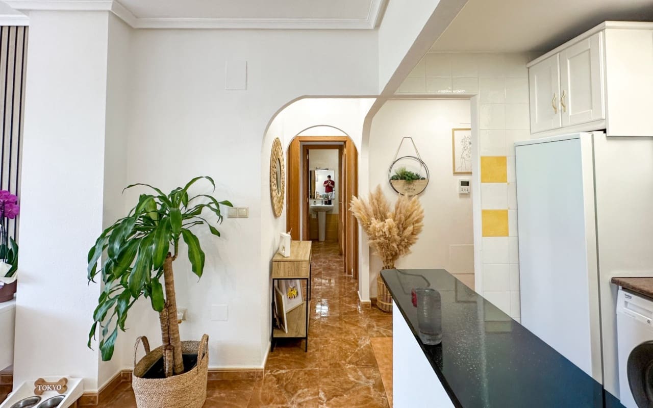 2 quarto Apartamento para venda em Guardamar del Segura com piscina garagem - 215 000 € (Ref: 9973639)