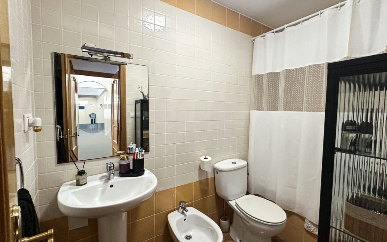 2 quarto Apartamento para venda em Guardamar del Segura com piscina garagem - 215 000 € (Ref: 9973639)