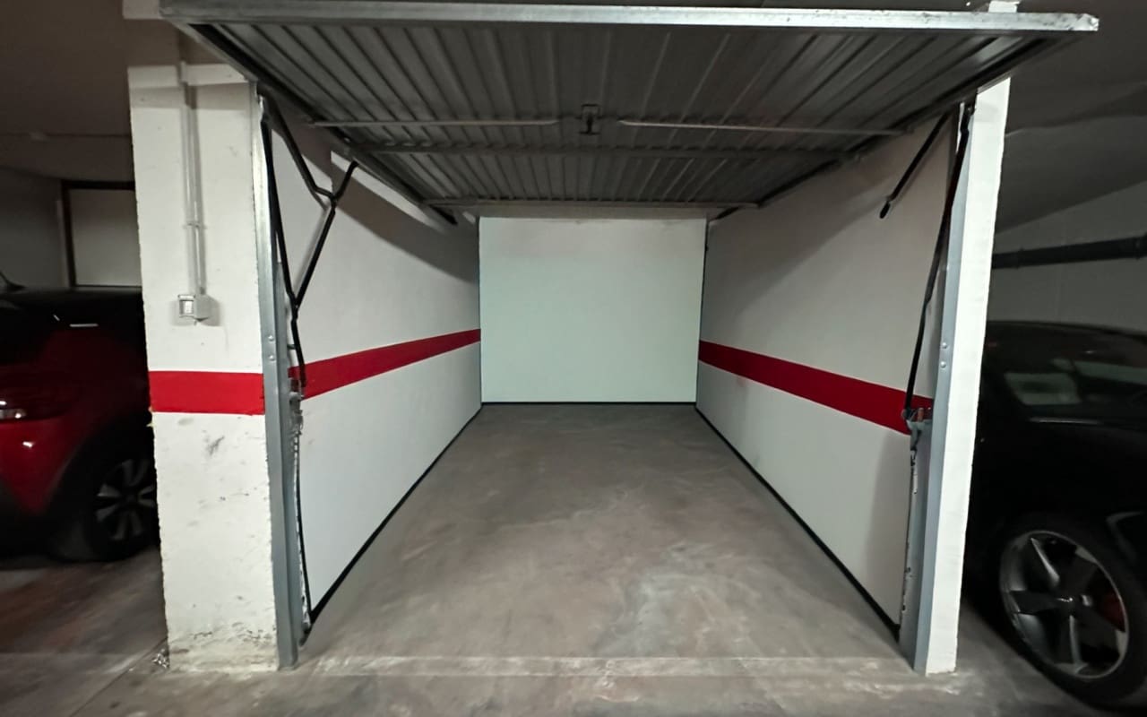 2 quarto Apartamento para venda em Guardamar del Segura com piscina garagem - 215 000 € (Ref: 9973639)