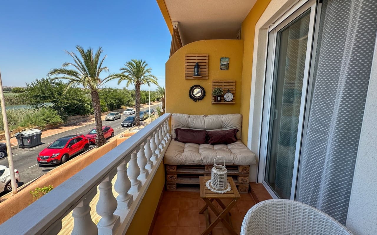 2 quarto Apartamento para venda em Guardamar del Segura com piscina garagem - 215 000 € (Ref: 9973639)