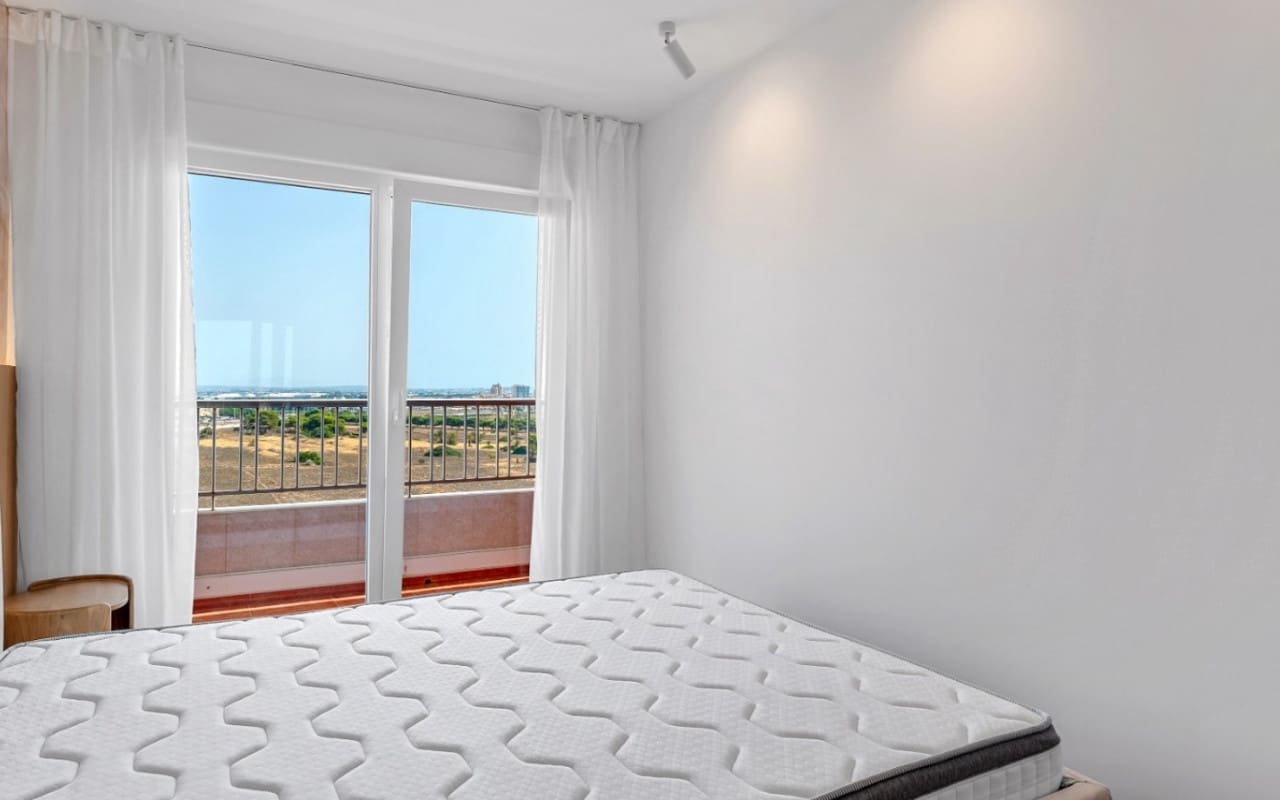 2 bedroom Penthouse for sale in Orihuela Costa with pool - € 225,000 (Ref: 9973643)