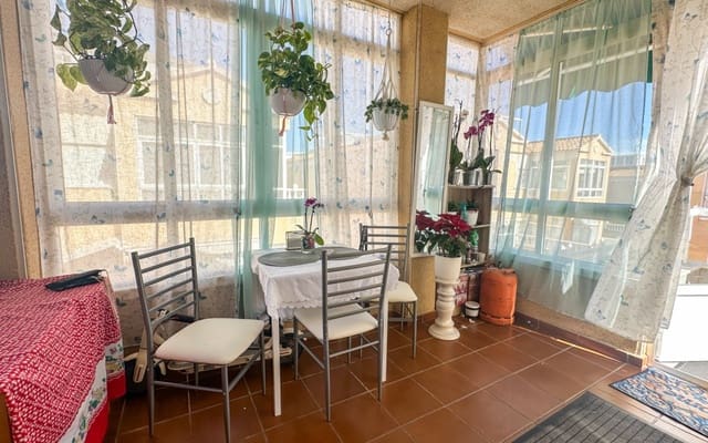 2 soverom Hus til salgs i Parque Acuático - Sector 25, Torrevieja med svømmebasseng - € 179 900 (Ref: 9977554)