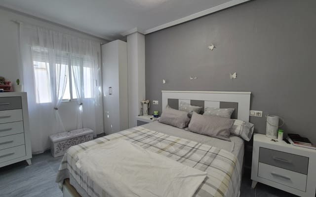2 soverom Hus til salgs i Parque Acuático - Sector 25, Torrevieja med svømmebasseng - € 179 900 (Ref: 9977554)