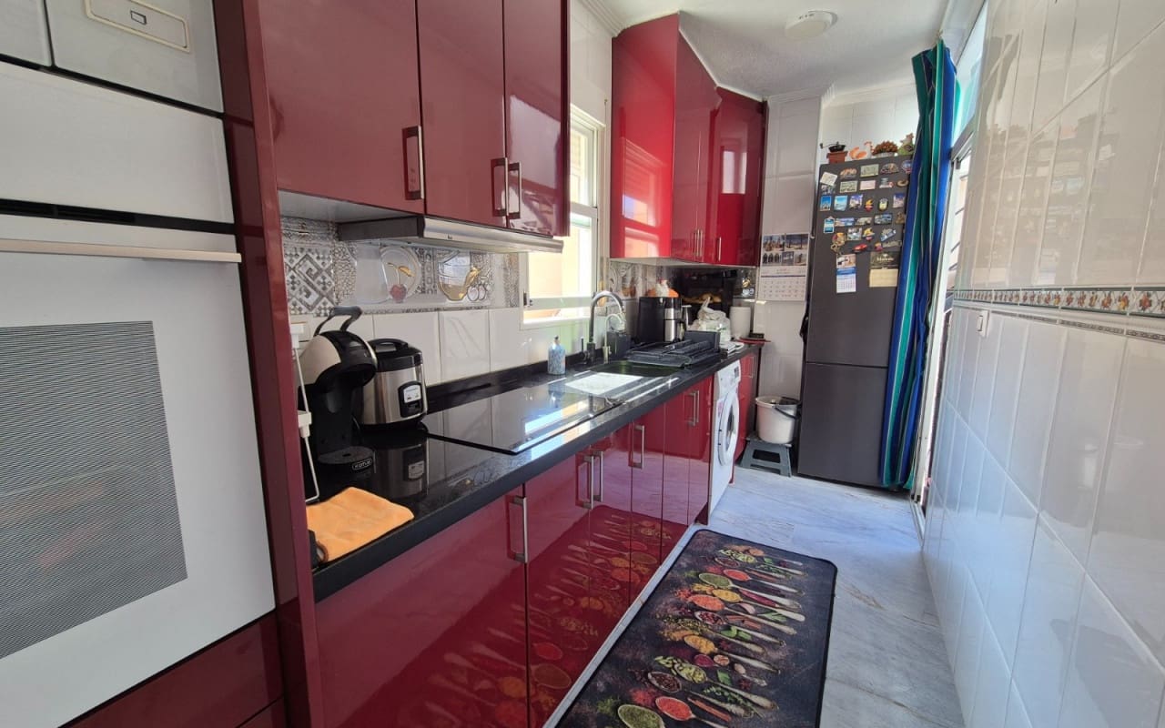 2 soverom Hus til salgs i Torrevieja med svømmebasseng - € 179 900 (Ref: 9977554)