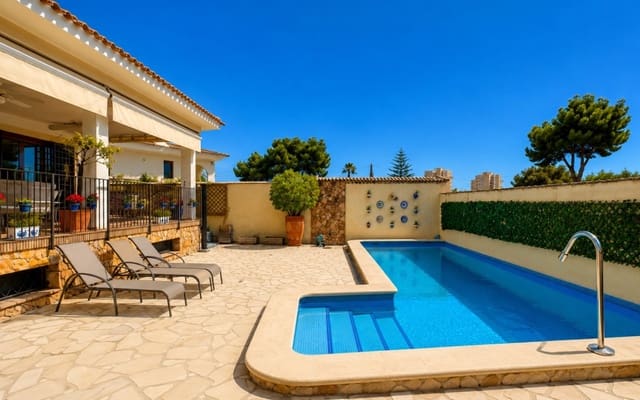 7 soveværelse Villa til salg i Dehesa de Campoamor, Orihuela med swimmingpool garage - € 1.290.000 (Ref: 9977555)