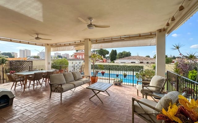 7 soveværelse Villa til salg i Dehesa de Campoamor, Orihuela med swimmingpool garage - € 1.290.000 (Ref: 9977555)