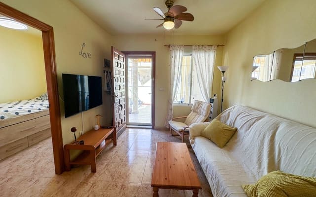 2 soverom Hus til salgs i Playa Flamenca, Orihuela med svømmebasseng - € 176 900 (Ref: 9977556)